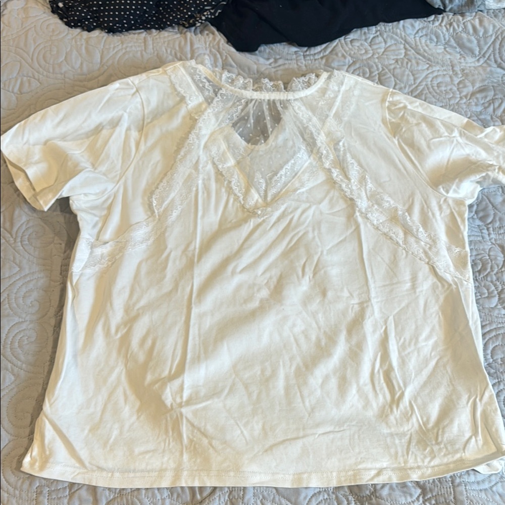 Elegant White Lace Trim Women's Top